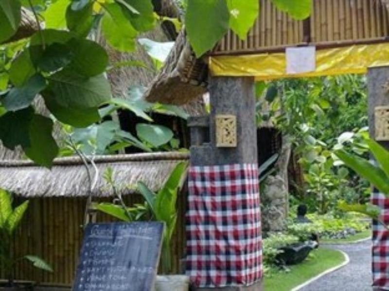 Alam Nusa Huts & Holiday park 3*