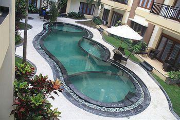 Aparthotel Kuta Town House