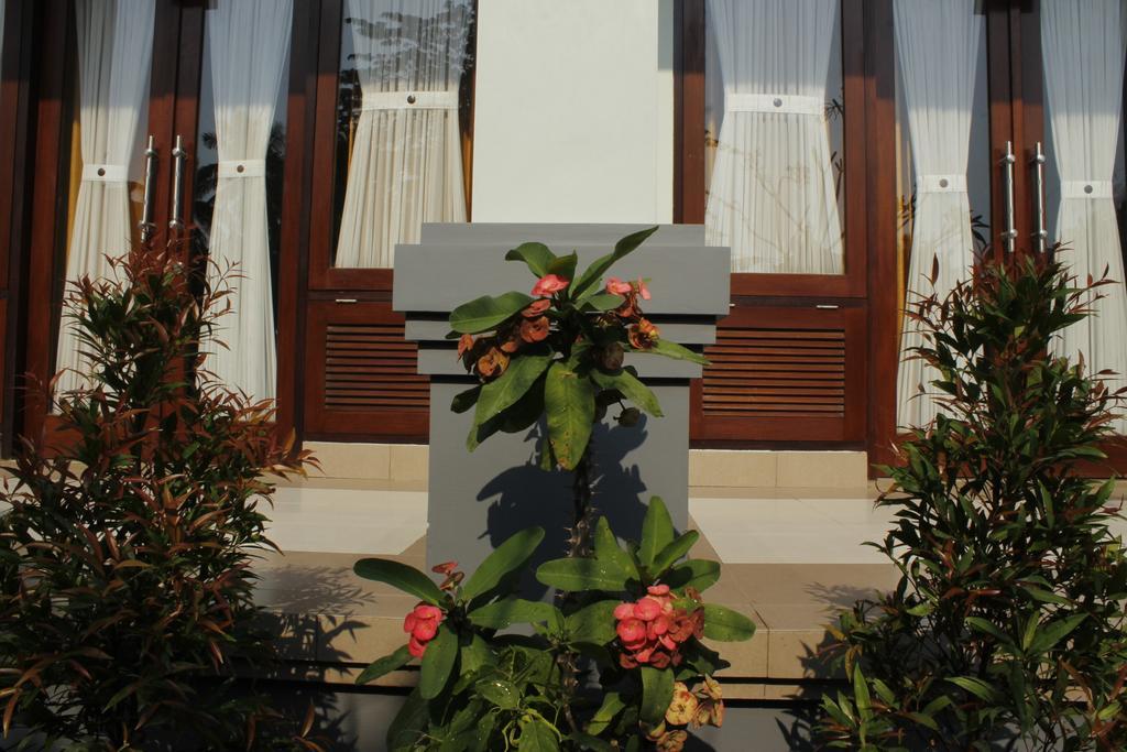 Maemae Beach House Guest house