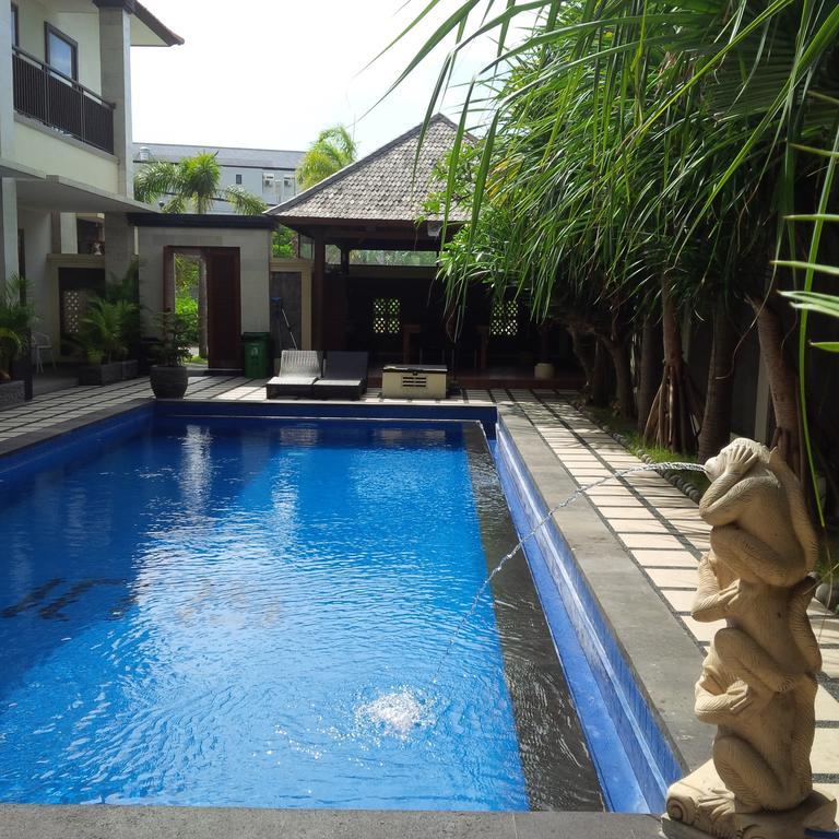 Aparthotel Suji 2*