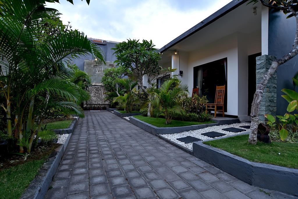 Aparthotel La House
