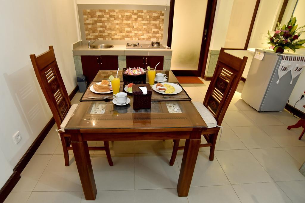 La House Aparthotel 3*