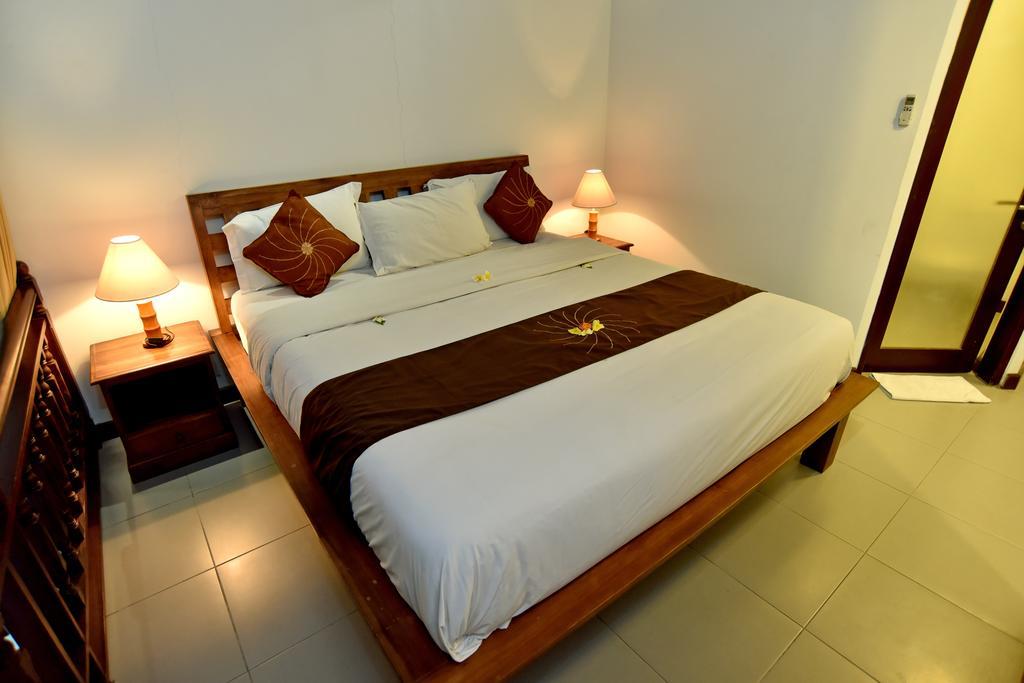Aparthotel La House 3*