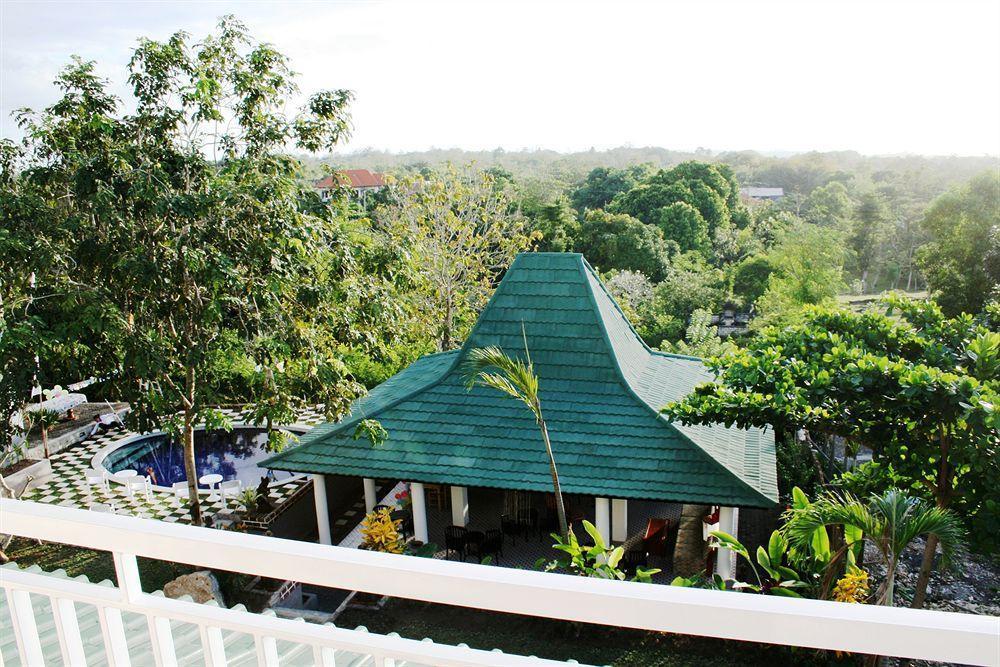 Hotel Pecatu 2*