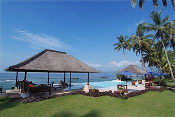 Lotus Holiday park 3*