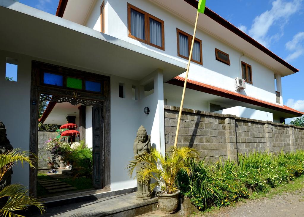 Santai Karangasem (Bali)