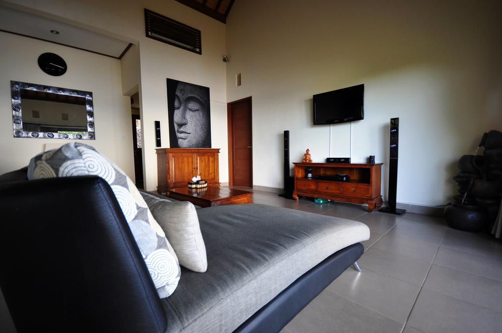 Gili Pesona Villa *