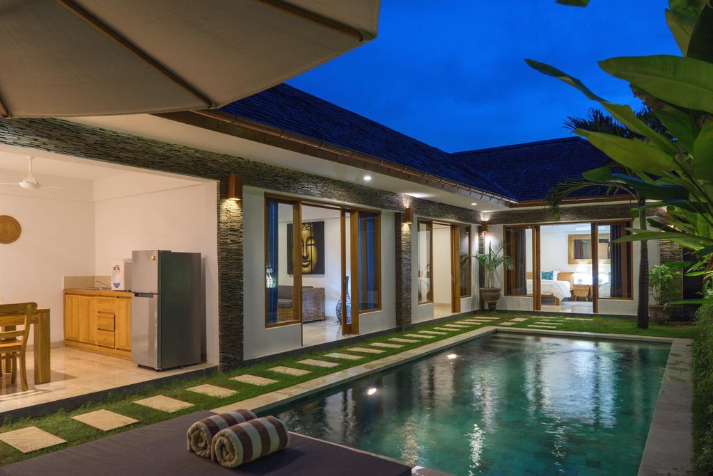 Villa Two Lizards