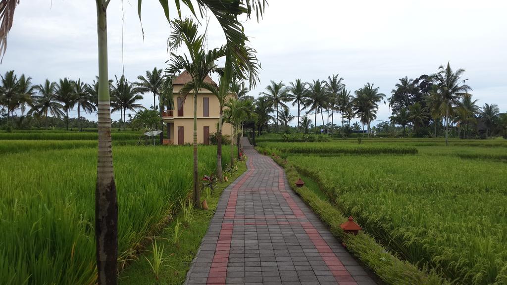 Manyi Village Hotel 3*