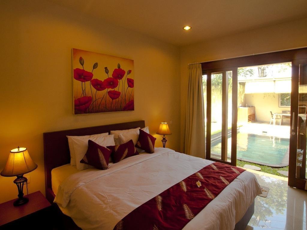 Bougainville Villa *