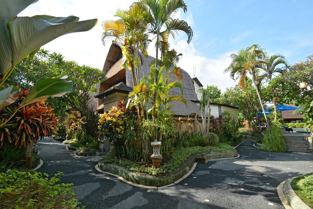 Puri Dewa Bharata & Hotel