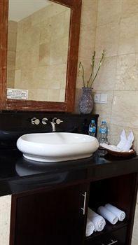 Villa Harum Sari Private *