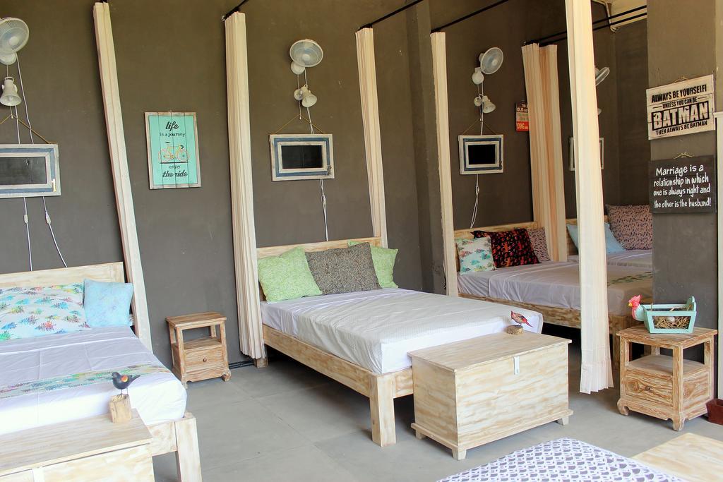Barn N Bunk Guest house 3*