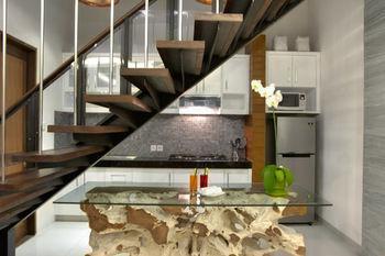 The Kumpi Villa *