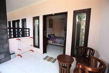 Sapta Petala Hotel *