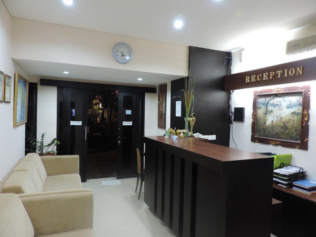Hotel Legian 2*