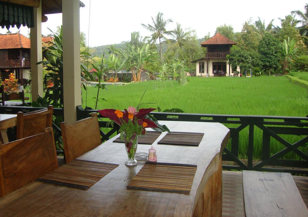 Atres Munduk (Bali)