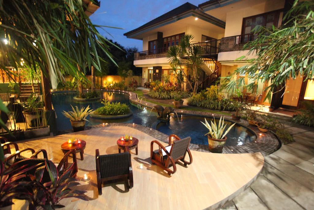 Seaview Hotel 3*