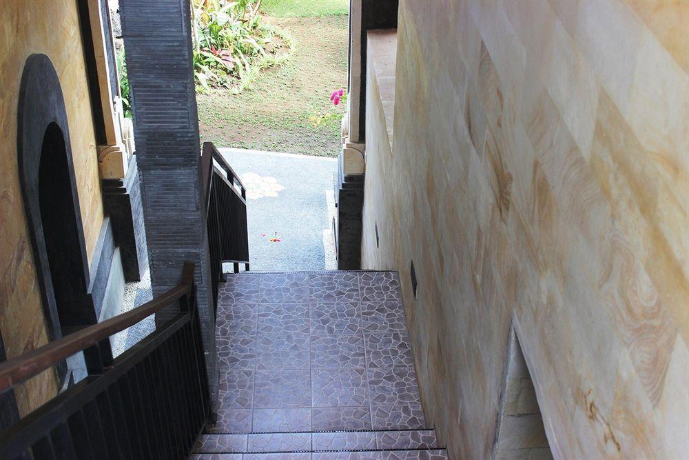 Sensasi Inn 2*