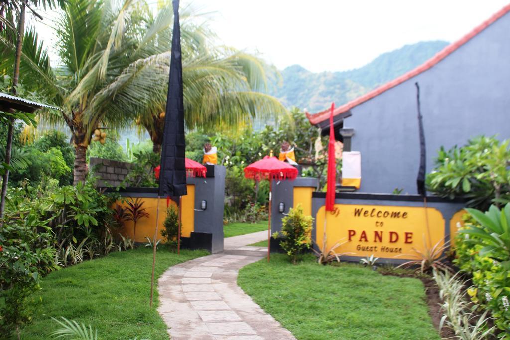 Pande Pemuteran (Bali)