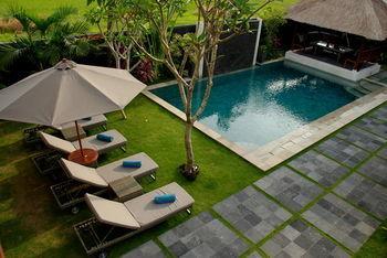 Villa Amore Villas *