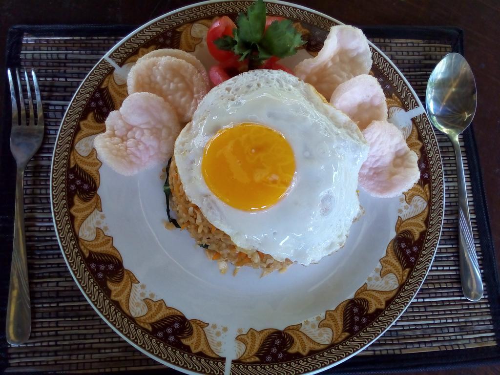 Menjangan View Bed & Breakfast Banyuwedang