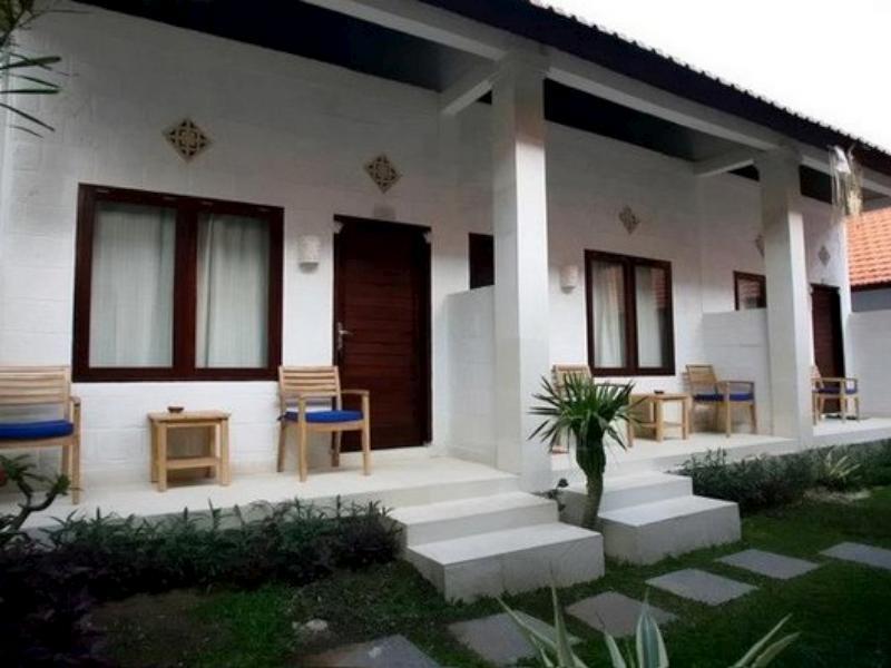 Padang Padang Breeze 2* Uluwatu (Bali)
