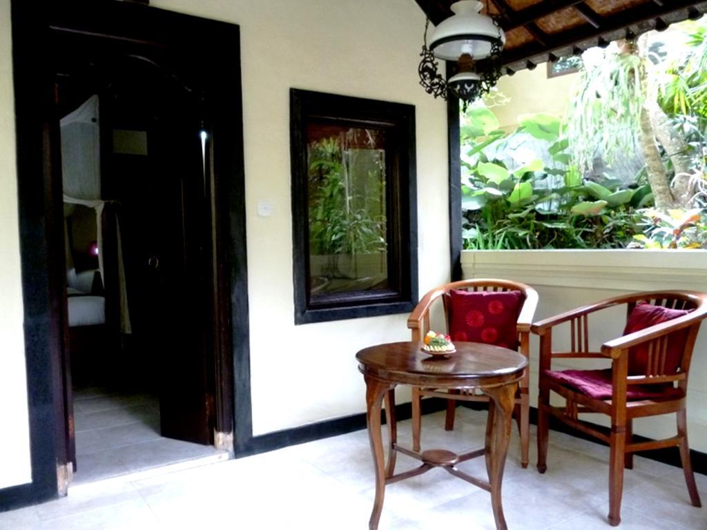Sama's And Bed & Breakfast