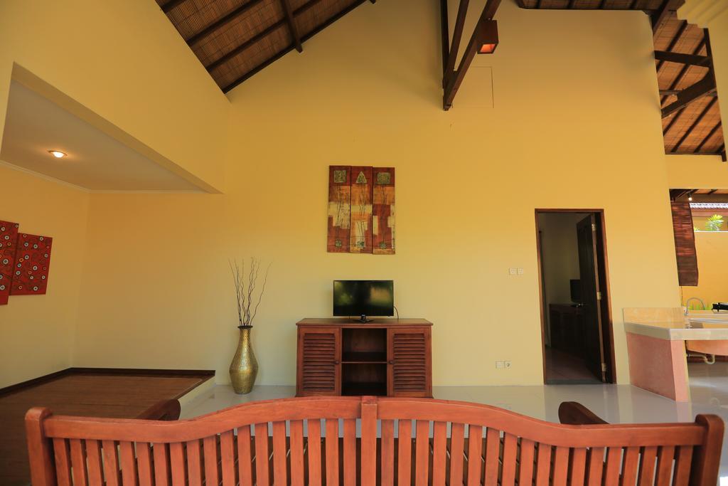 Putri Bali Seminyak (Bali)