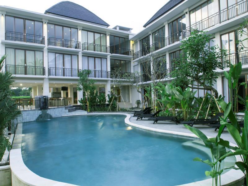 Bakung And Hotel 3*