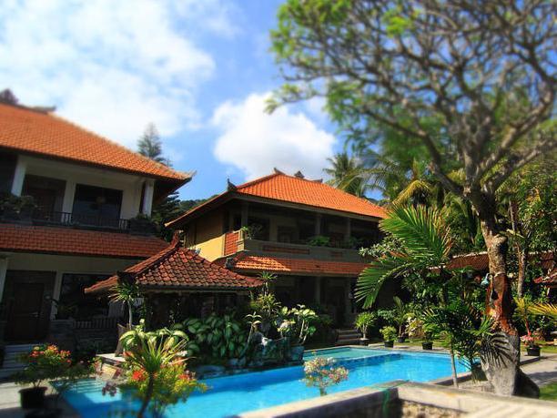 Dewa Bharata 3* Candi Dasa (Bali)