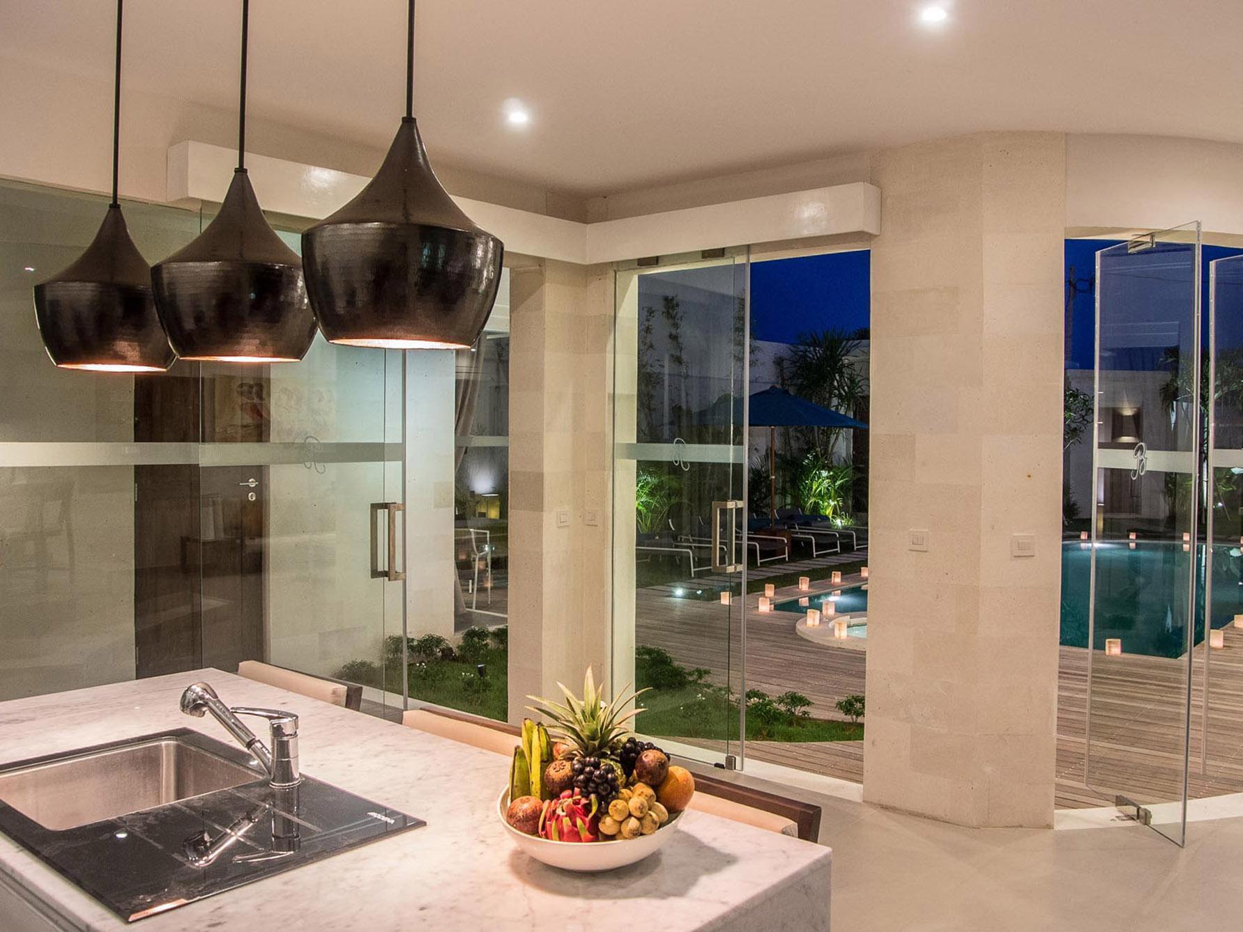 Miro - Luxury, 3 Bed, Villa