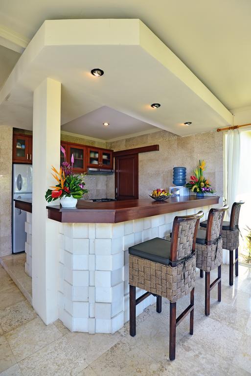 Lidwina By Nagisa Bali Villa Uluwatu (Bali)