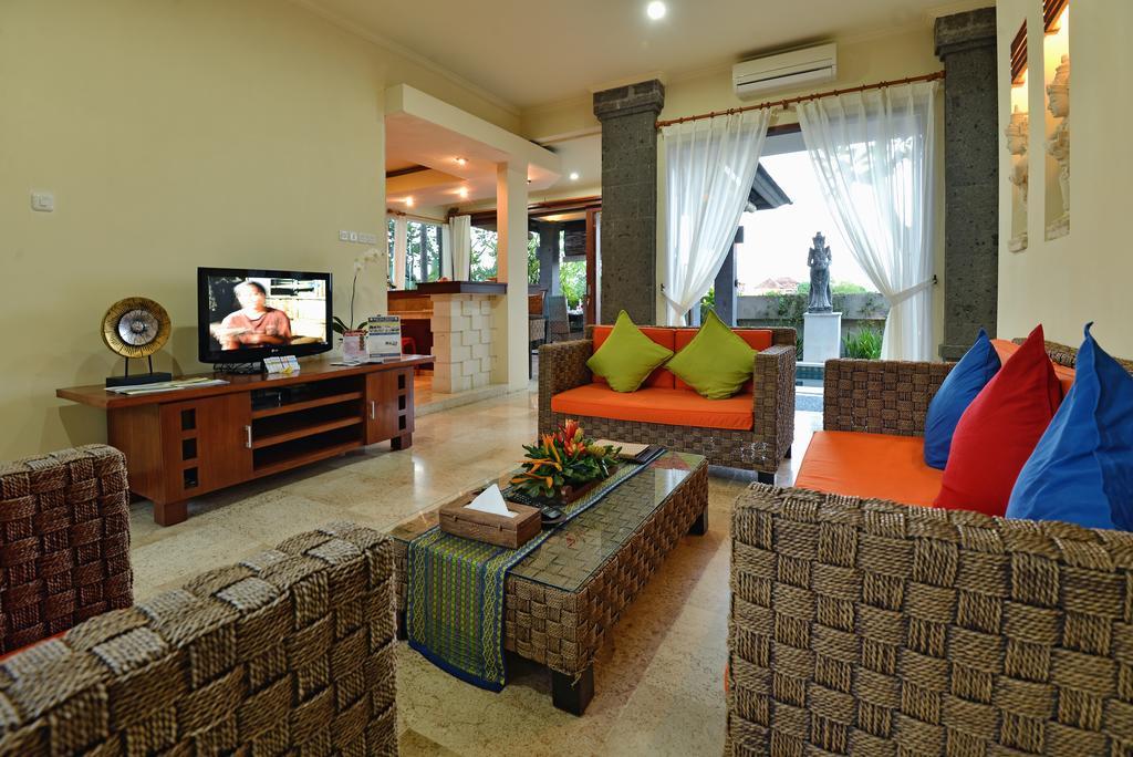 Lidwina By Nagisa Bali Villa Uluwatu (Bali)