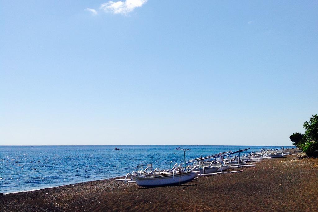 Lily Beach Guest house Amed (Bali)