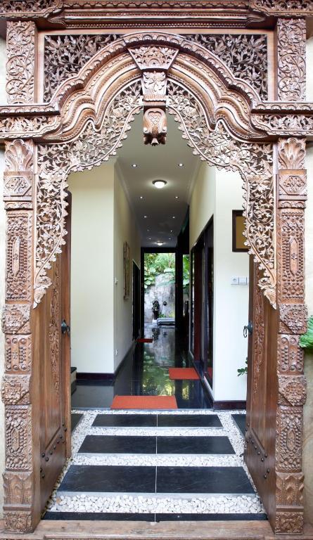 Ganesha Villa *