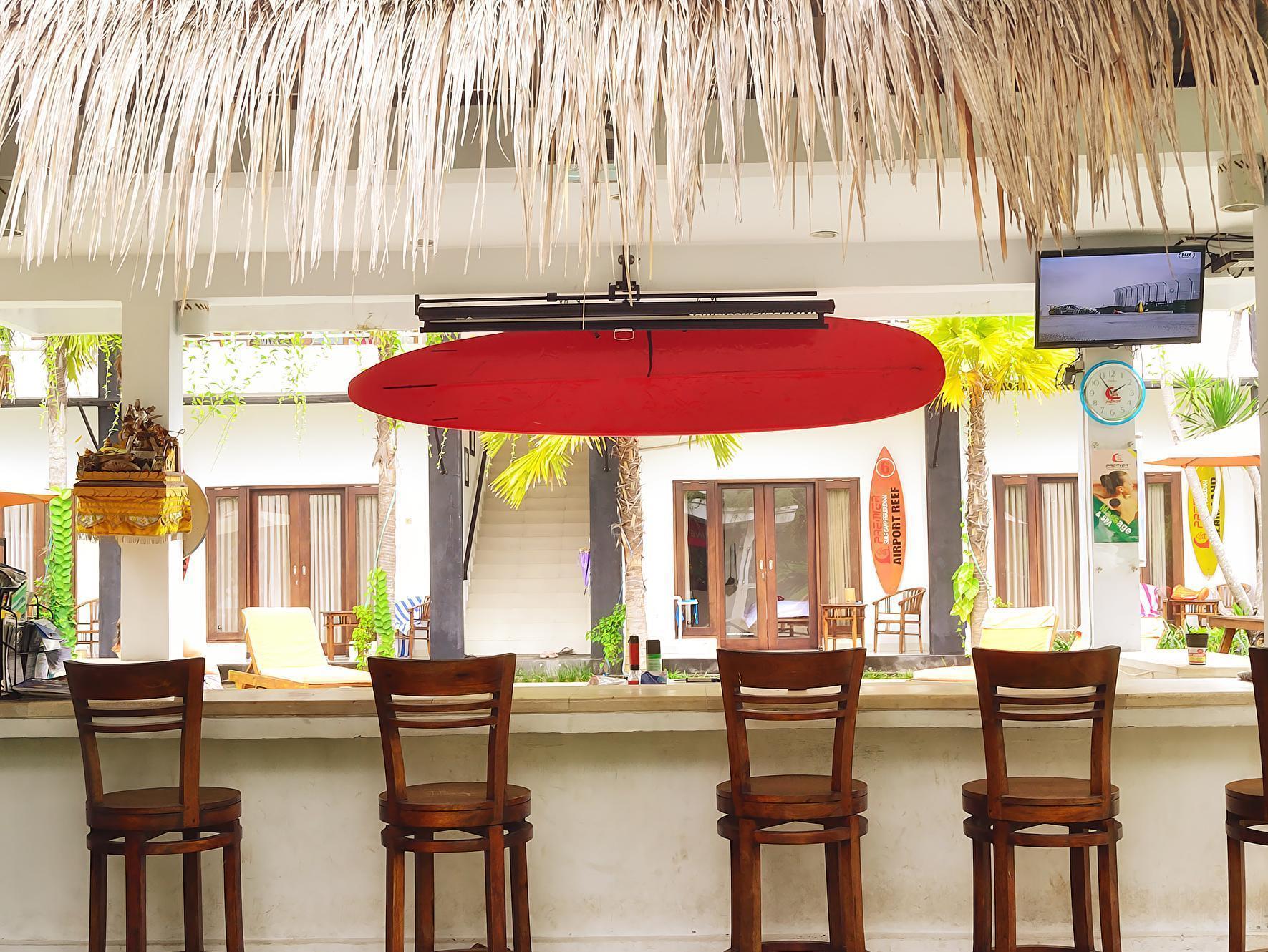 Premier Surf Camp Guest house 3*