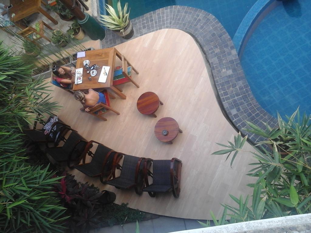 Seaview 3*
