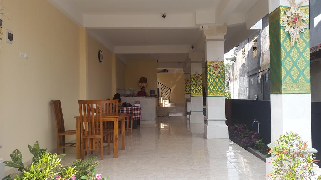 Meme Royak Bed & Breakfast *