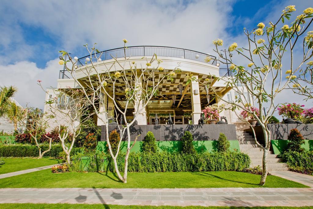 Flamingo Dewata Holiday park