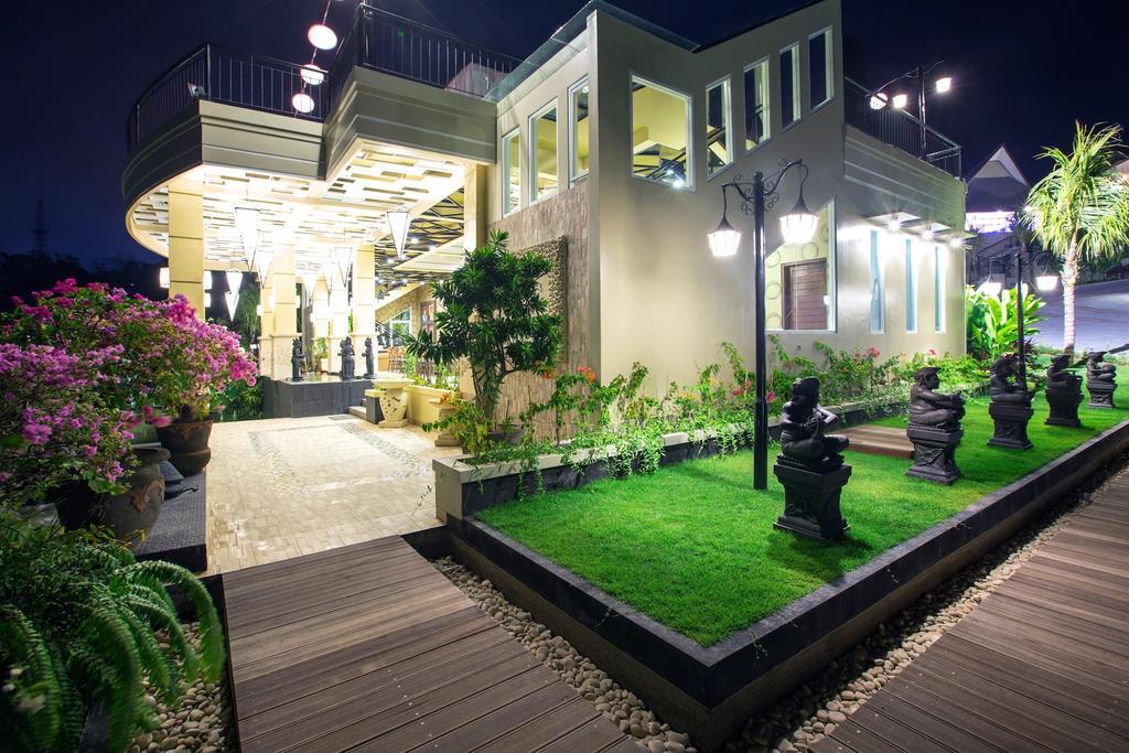 Holiday park Flamingo Dewata 4*