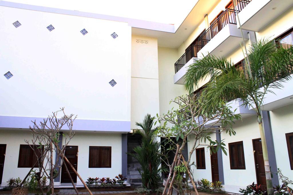 Devata Giri *
