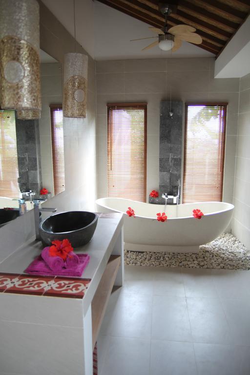 Bali Marina Villa's