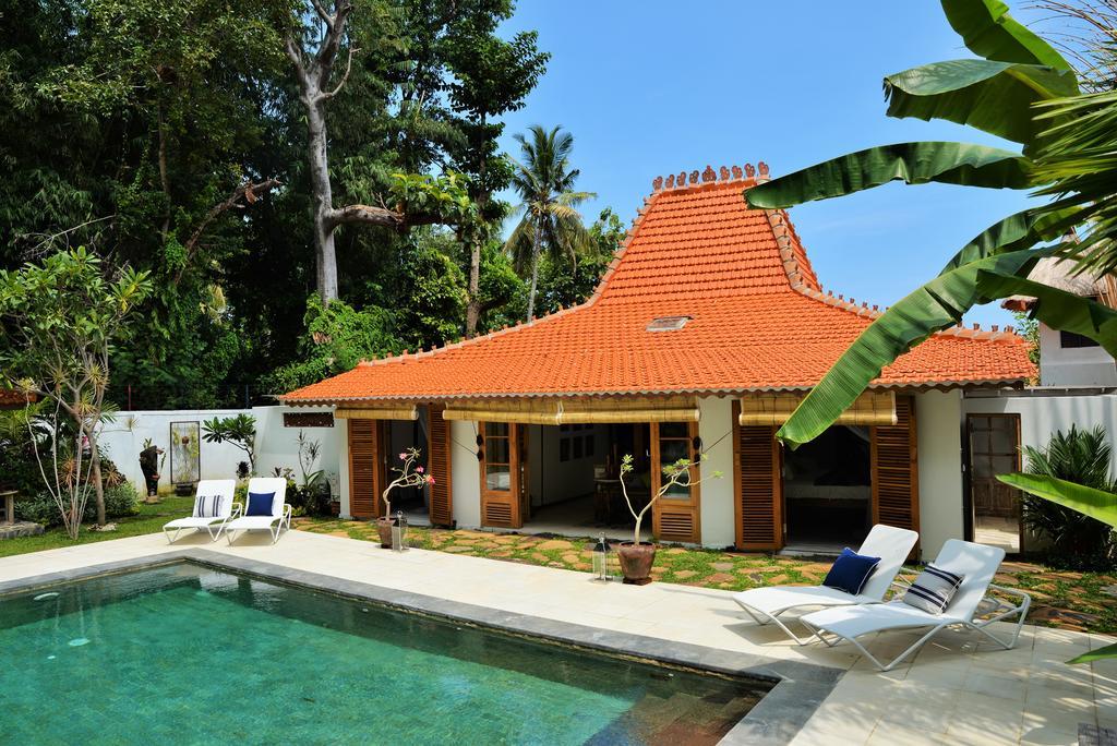 Lata Villa