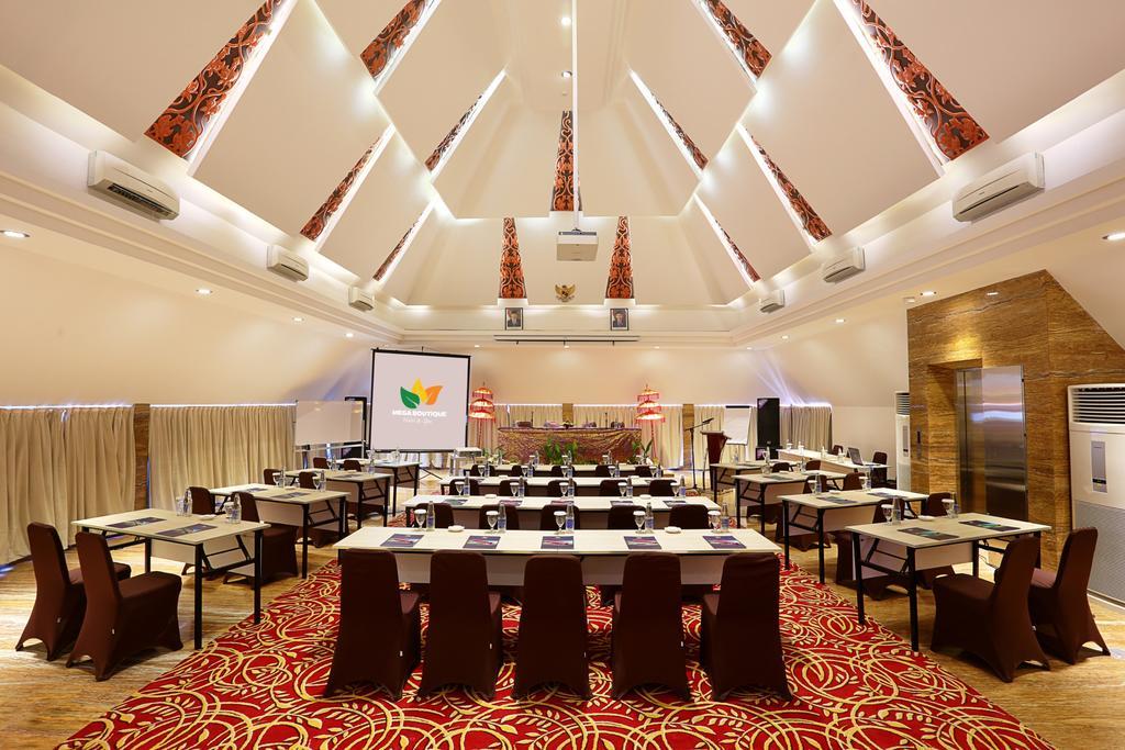 Mega Boutique 4*