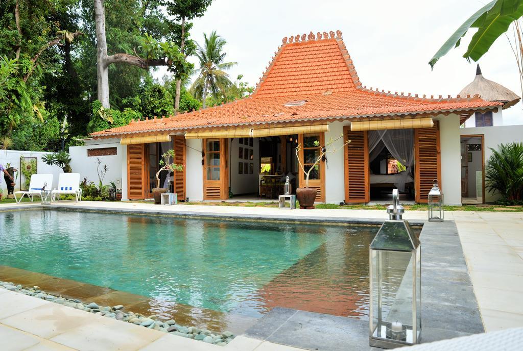 Lata Villa