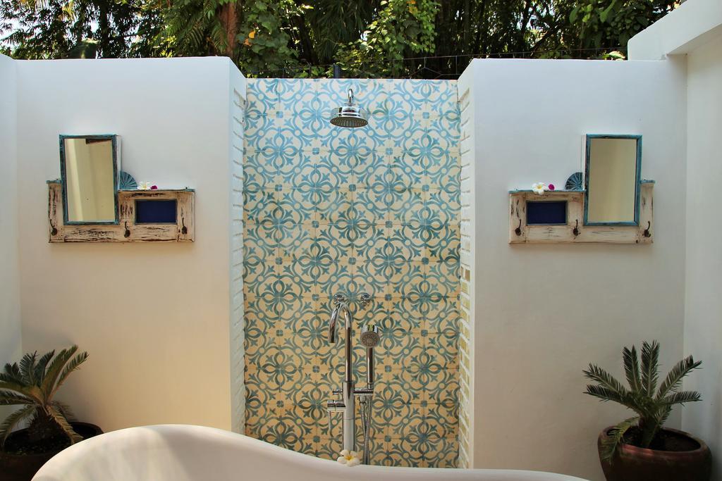 Lata Villa