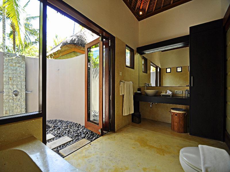 Villa Sasoon 1, 100 Mt To *