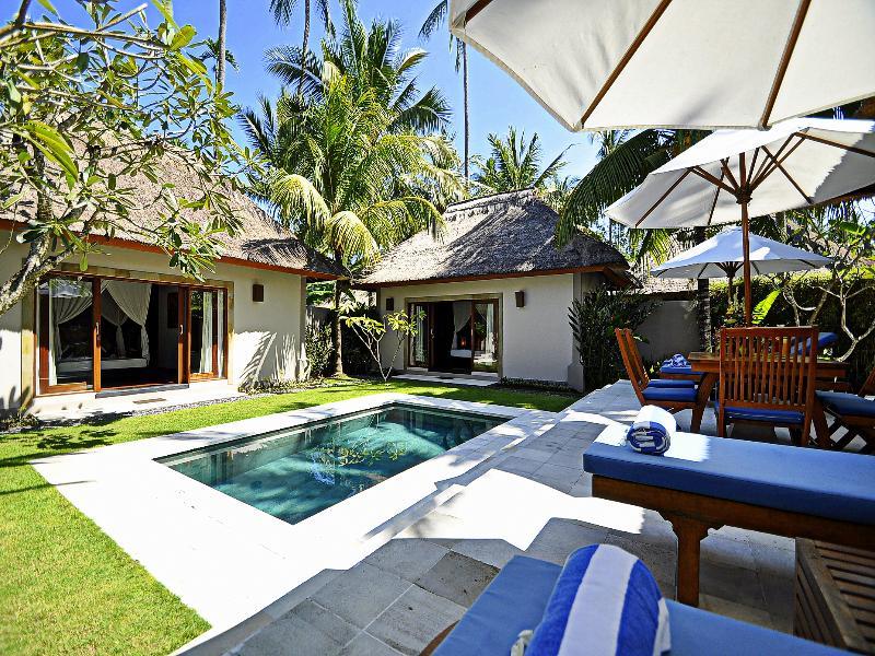 Sasoon 1, 100 Mt To Candi Dasa (Bali)