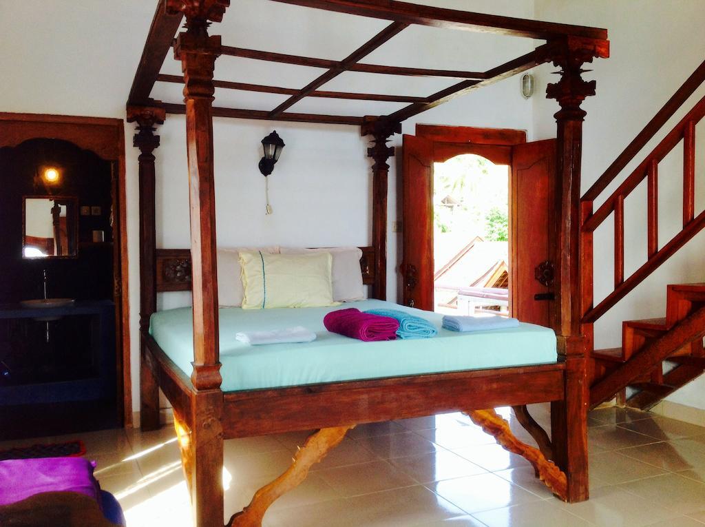 Lily Beach Amed (Bali)